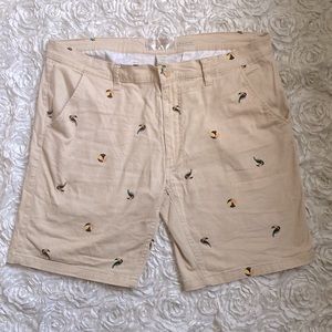 Great condition toucan print tan shorts size 36